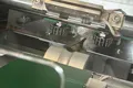 Envasadora horizontal flow pack SF-G sin bandeja con sistema multiservo para galletas en posición vertical